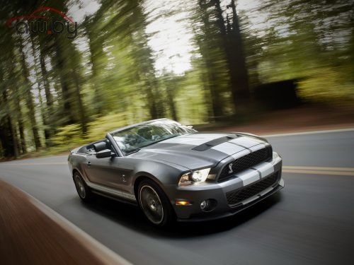 Ford Mustang Convertible Shelby GT500