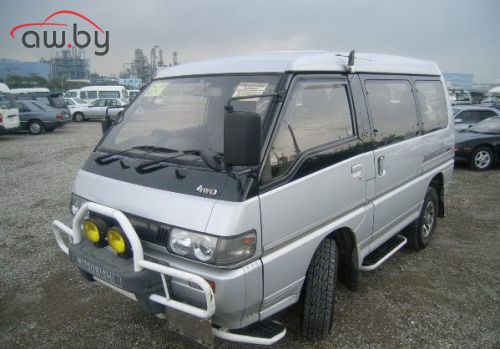 Mitsubishi Delica  2.4 Exceed crystal lite roof