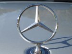 В Германии разорилась компания, производившая звезды для Mercedes. Поставщики автоконцернов не справляются с кризисом