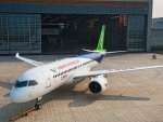 Китайский конкурент Boeing и Airbus совершил первый коммерческий рейс